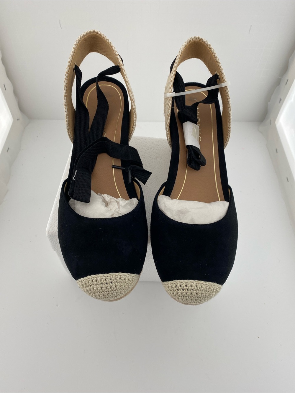 Vionic Black Espadrille Wedge Sandals with Natural Jute Trim - Picture 1 of 5